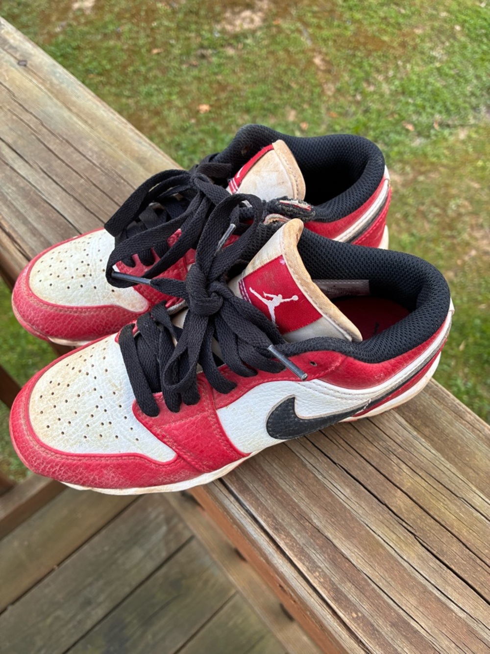 Nike Kids Red, White & Black Low-Top Baseball Cleats
